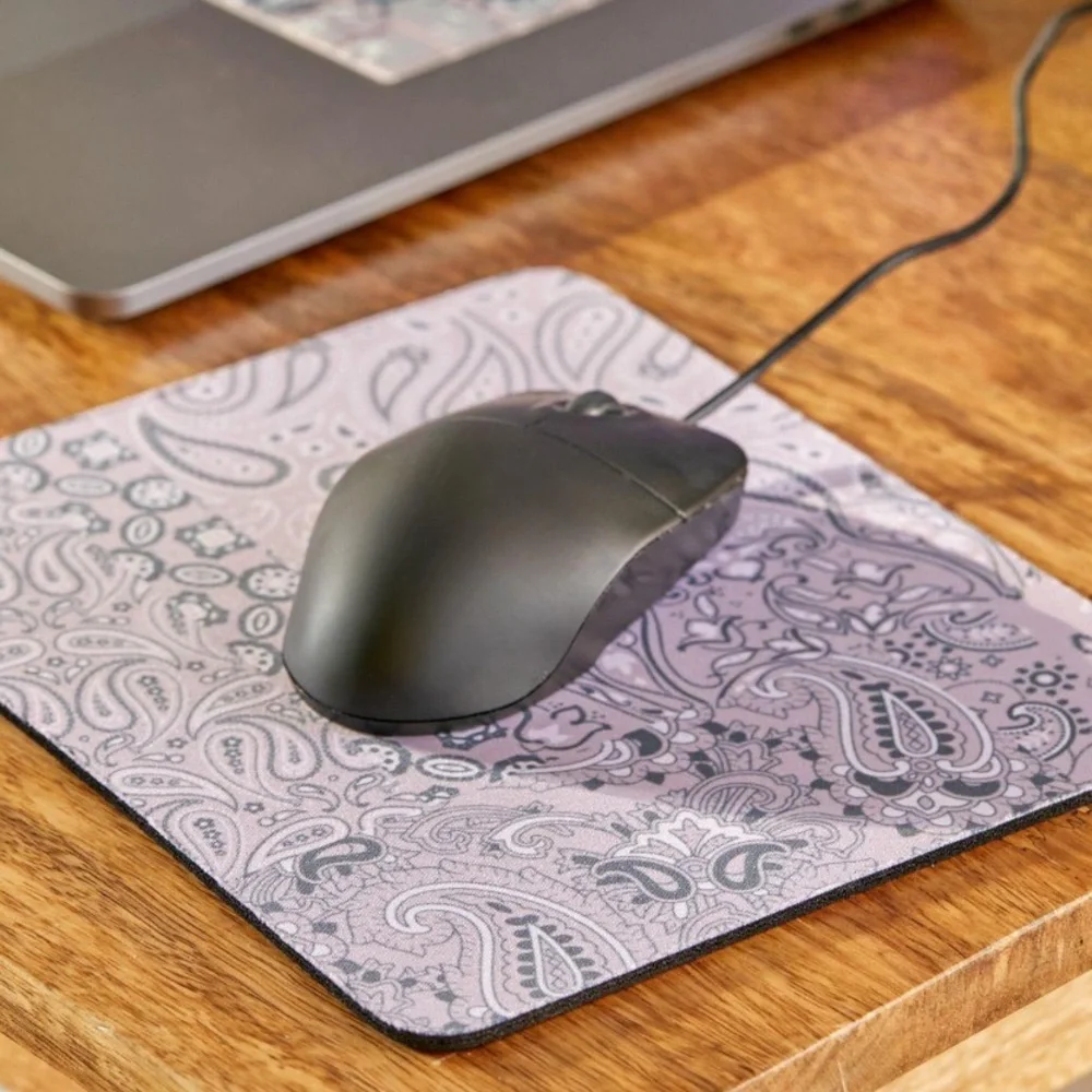 Retro UO Printed Bandanna Mouse Pad